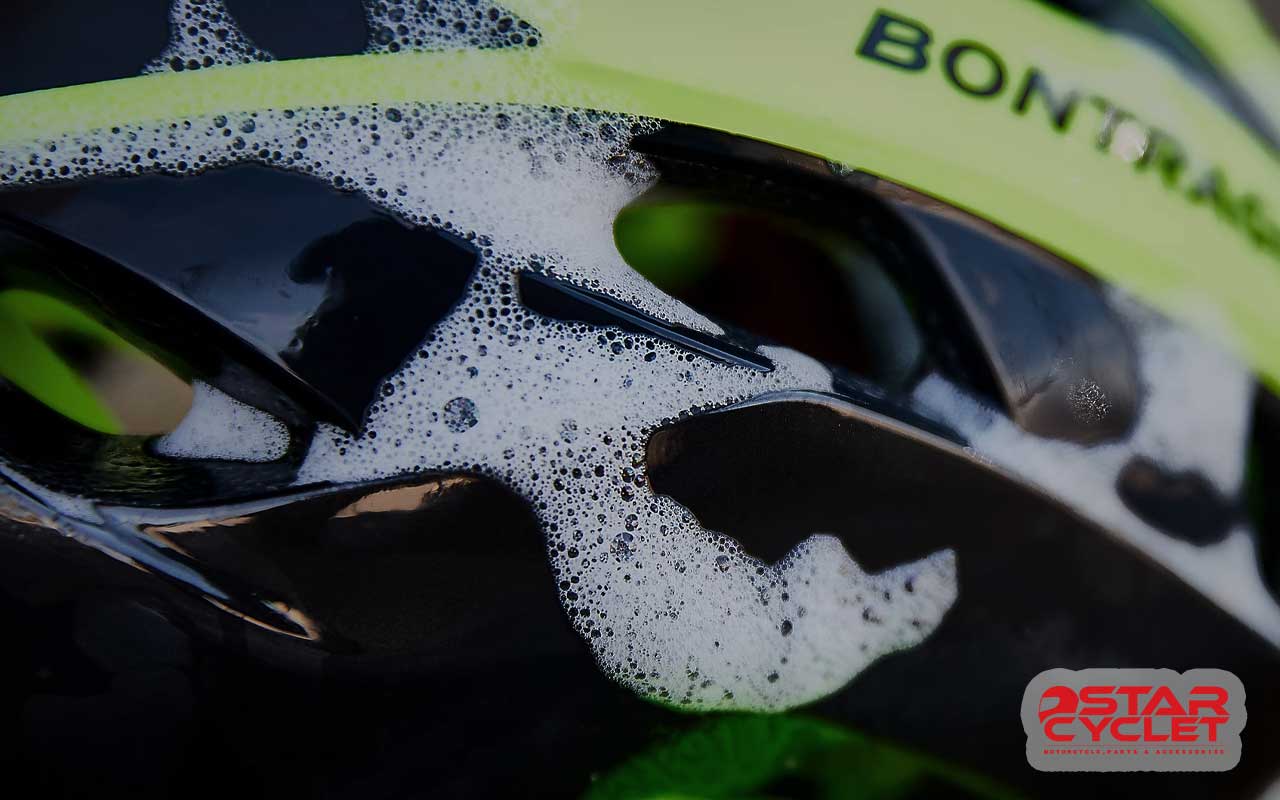 نظافت لایه داخلی کلاه کاسکت